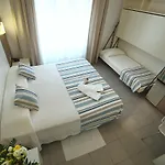 Rosa Szálloda 3*