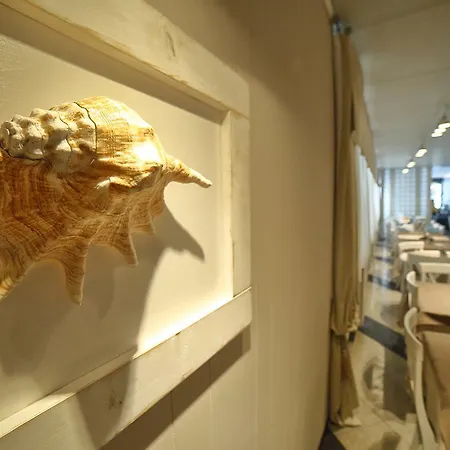 Hotel Rosa 3*