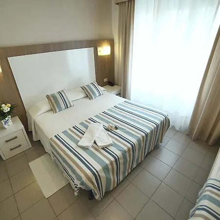 Hotel Rosa 3*