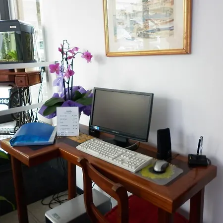 호텔 Rosa 세스트리레반떼